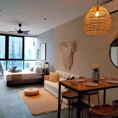 Scarletz Suites Klcc I Homebrickz กัวลาลัมเปอร์ ภายนอก รูปภาพ