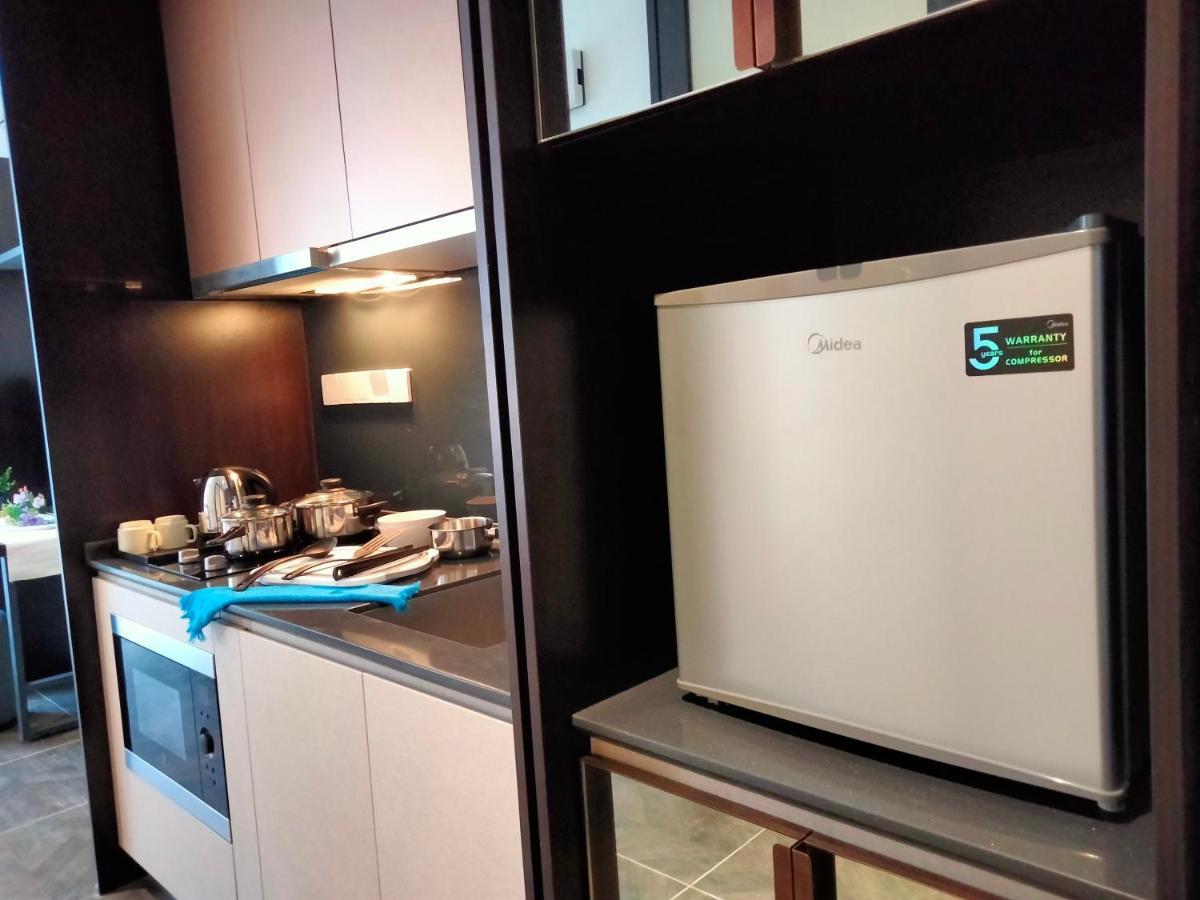 Scarletz Suites Klcc I Homebrickz กัวลาลัมเปอร์ ภายนอก รูปภาพ