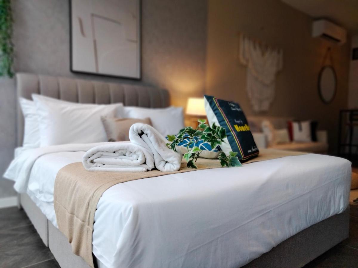 Scarletz Suites Klcc I Homebrickz กัวลาลัมเปอร์ ภายนอก รูปภาพ